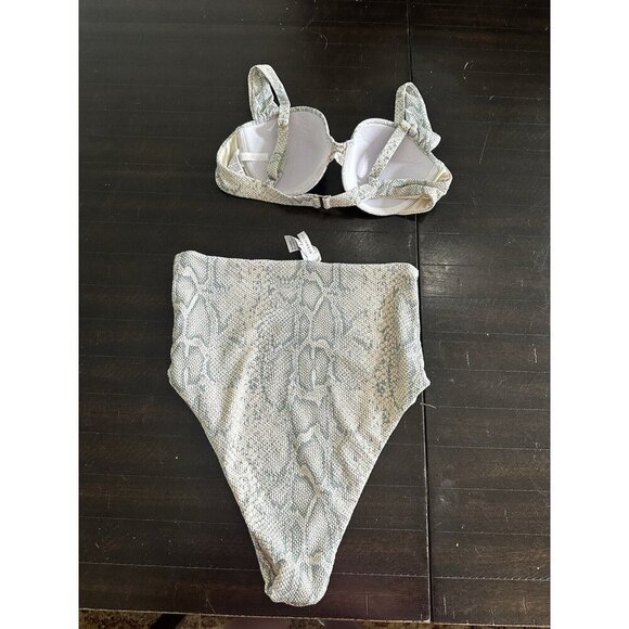 Gianni Bini High Waisted Snake Print Bikini Medium Top And Bottom - Picture 2 of 3